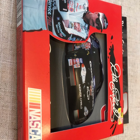 NASCAR Dale Earnhardt Collector Card Tin 2000 NEW - Picture 12 of 14